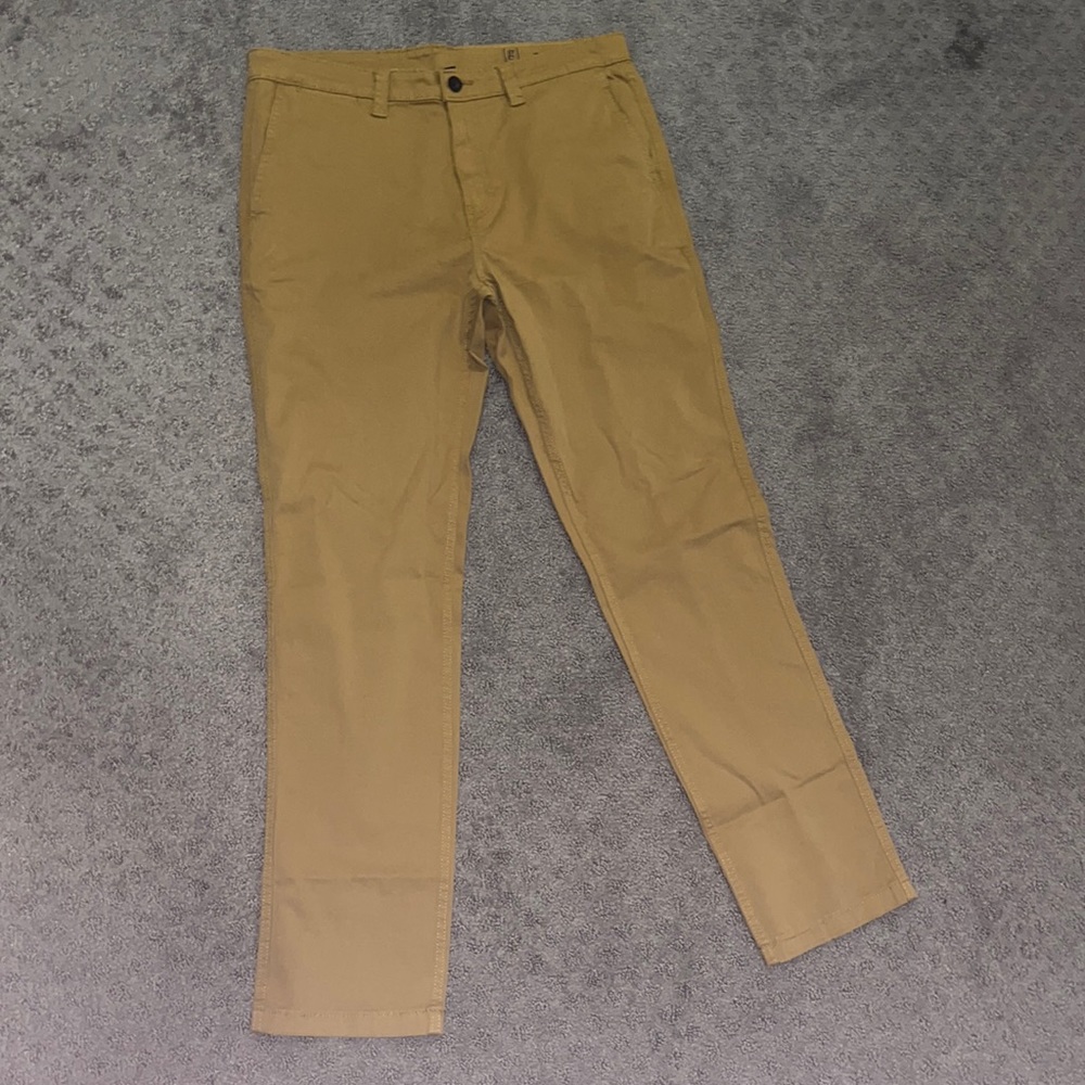 Size 34X32 Khaki Pants Made by Geroge